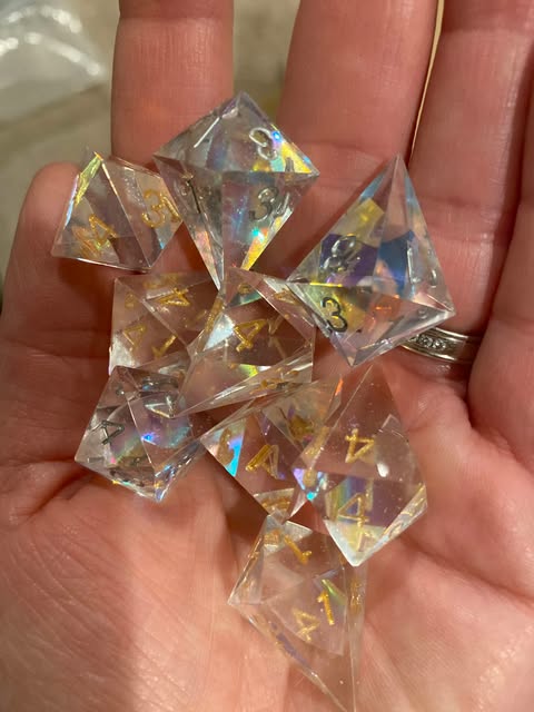 Dunamancy - Translucent Sharp Edge Dice With Prismatic Effect - Specialty Crystal Shard D4 Sets - Dungeons and Dragons, TTRPGs